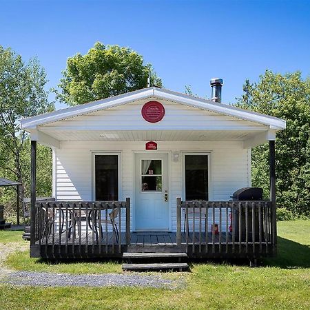 Camping Chalets Spas Pignons Rouges Saint Romain Exterior foto